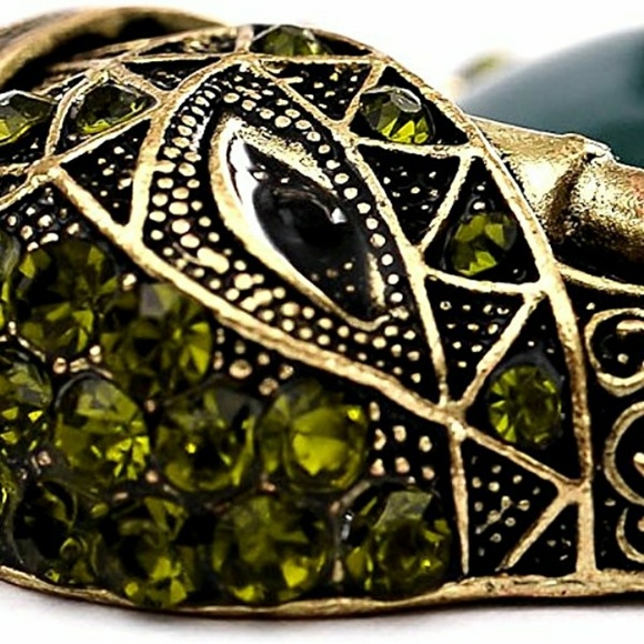 ❤Nwt Stunning Bronze Gem Peacock elephant Necklace - Picture 4 of 4